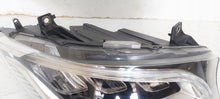 Laden Sie das Bild in den Galerie-Viewer, Frontscheinwerfer Mercedes-Benz Sprinter A9109065800 LED Rechts Headlight