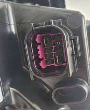 Laden Sie das Bild in den Galerie-Viewer, Frontscheinwerfer Seat Leon 5FB941007F 90188325 Full LED Links Headlight