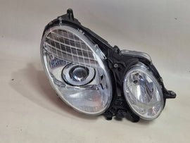 Frontscheinwerfer Mercedes-Benz W211 Rechts Scheinwerfer Headlight SCH6111113090py