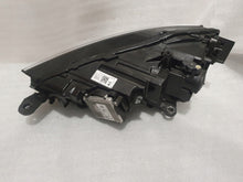 Laden Sie das Bild in den Galerie-Viewer, Frontscheinwerfer Skoda Scala 657941015 LED Ein Satz Scheinwerfer Headlight SCH9142399388fn