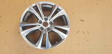 Laden Sie das Bild in den Galerie-Viewer, 1x Alufelge 18 Zoll 7.5" 5x120 6856069 BMW X1 F48 Rim Wheel FEL8682132813cm