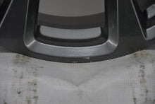 Laden Sie das Bild in den Galerie-Viewer, 1x Alufelge 18 Zoll 7.5&quot; 5x108 55ET LY4C-N2B Ford Rim Wheel