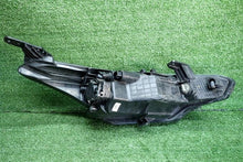 Laden Sie das Bild in den Galerie-Viewer, Frontscheinwerfer Hyundai I20 92101-C8000 Links Scheinwerfer Headlight SCH1277588206rd