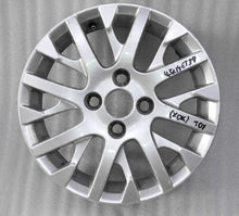 Laden Sie das Bild in den Galerie-Viewer, 1x Alufelge 14 Zoll 4.5&quot; 4x100 39ET PZ406-98677-ZC TD320-80268 Toyota Aygo