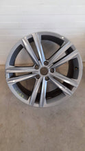 Load image into Gallery viewer, 1x Alufelge 18 Zoll 3G8601025N VW Passat Arteon Rim Wheel FEL6182056503ab