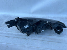 Laden Sie das Bild in den Galerie-Viewer, Frontscheinwerfer Mitsubishi Outlander III 8301D3-31 LED Links Headlight