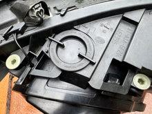 Laden Sie das Bild in den Galerie-Viewer, Frontscheinwerfer BMW 5 E60 E61 Xenon Links Scheinwerfer Headlight