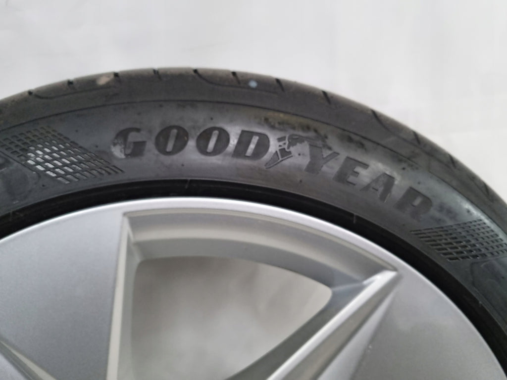 1x Alufelge 16 Zoll 8.0" 5x112 46ET Silber 8Y0601025A Audi A3 Rim Wheel FEL3429164646px