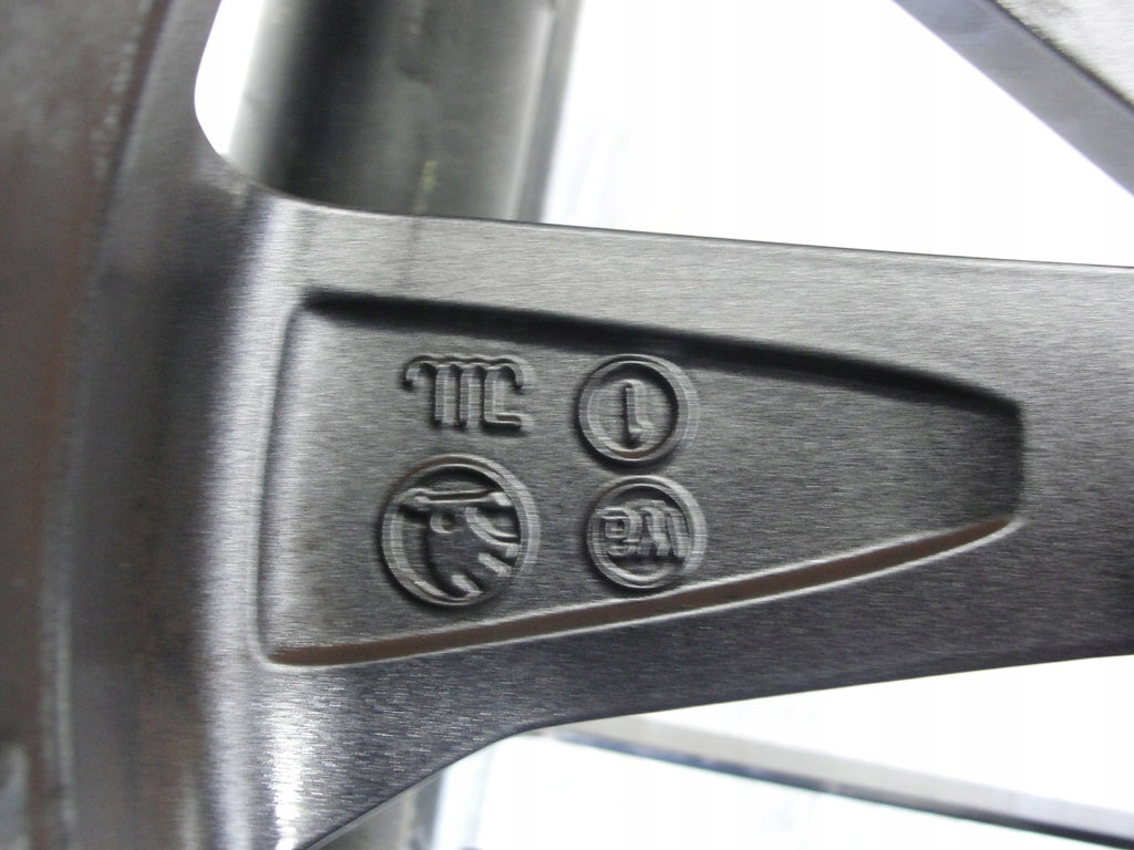 1x Alufelge 16 Zoll 7.0" 5x100 46ET Glanz Schwarz 6V0601025D Skoda Fabia Iii