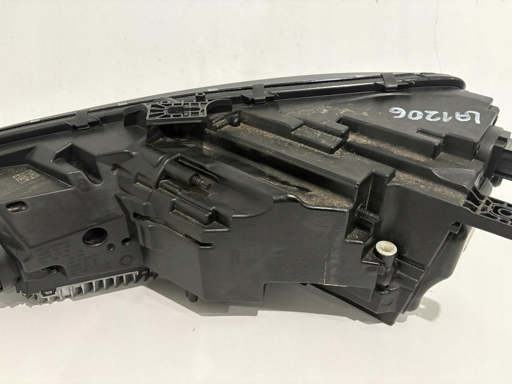 Frontscheinwerfer Audi A4 B9 Avant 8W0941036E 030111723600 LED Rechts Headlight