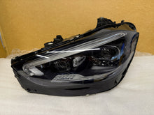 Laden Sie das Bild in den Galerie-Viewer, Frontscheinwerfer Mercedes-Benz W206 A2069062204 LED Links Headlight SCH7423022916cr