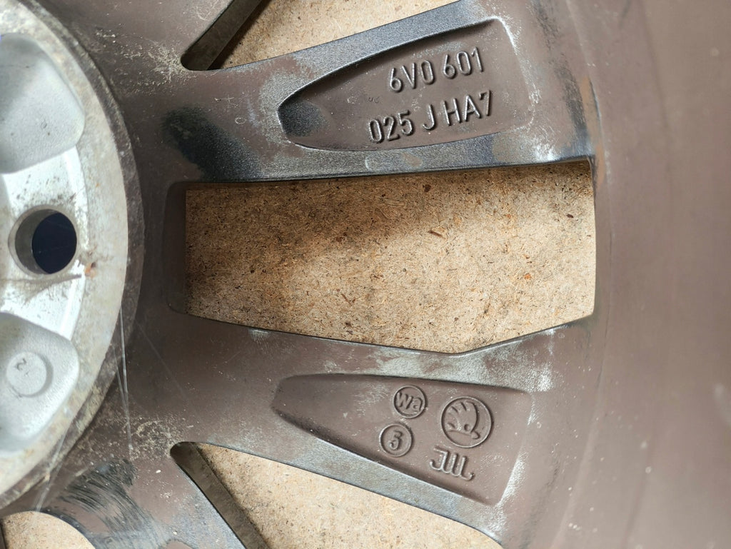 1x Alufelge 16 Zoll 7.0" 5x100 46ET Glanz Graphit 6V0601025J Mg Fabia Iii FEL3473501276cv