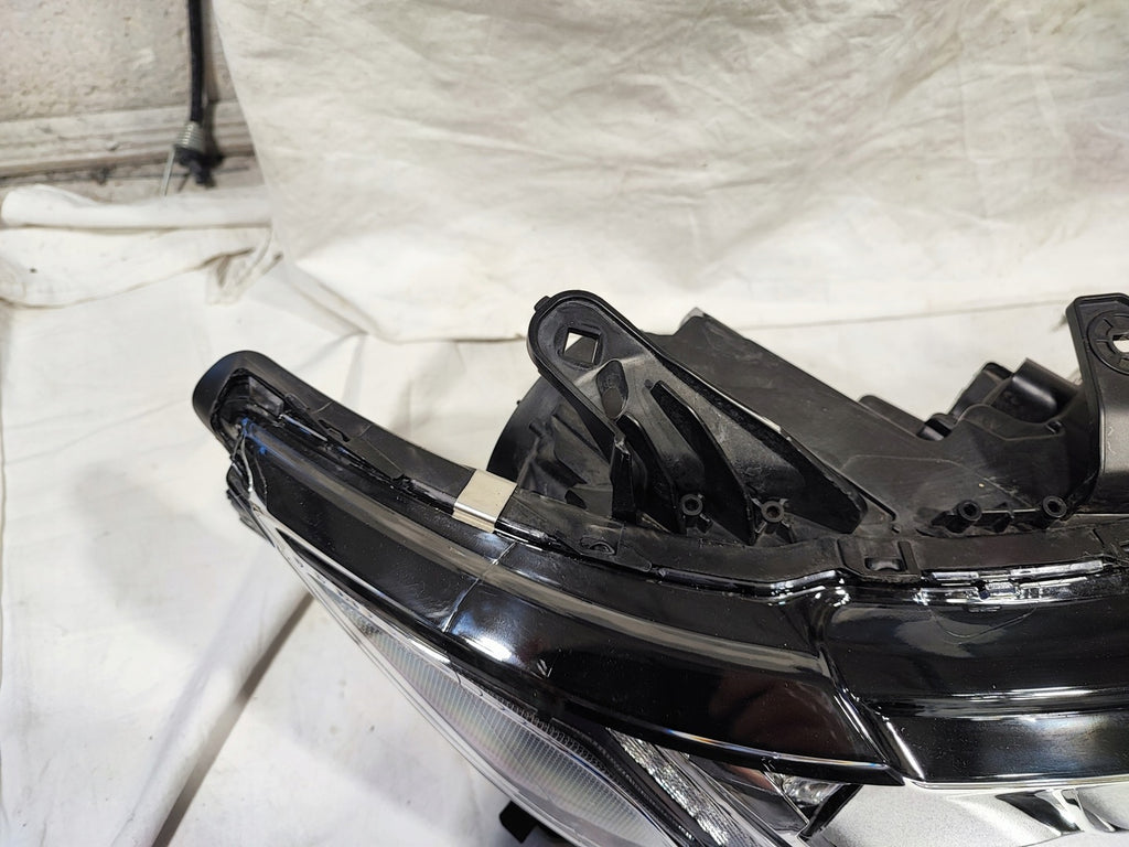 Frontscheinwerfer Mitsubishi Outlander III ECM921-22A20 LED Rechts Headlight