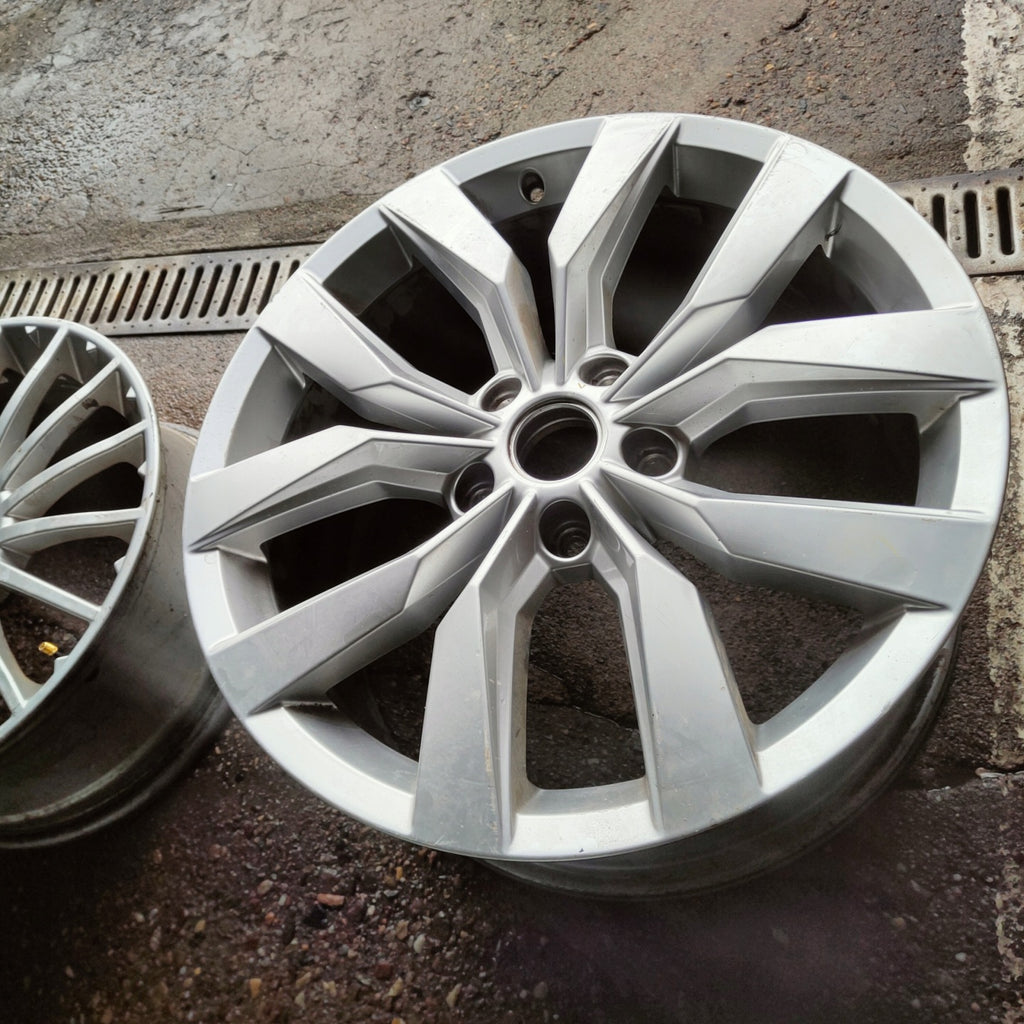 1x Alufelge 20 Zoll 9.0" 5x130 57ET Silber 7P6601025 VW 7p6 Rim Wheel FEL2028315799hf