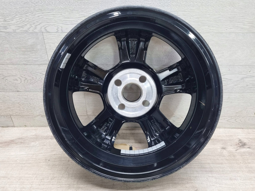 1x Alufelge 15 Zoll PZ49390672 Toyota Aygo Rim Wheel FEL8520963152vd