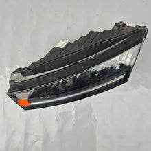 Laden Sie das Bild in den Galerie-Viewer, Frontscheinwerfer Skoda Octavia 5E4941015 LED Links Scheinwerfer Headlight SCH9904279818oe