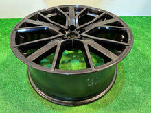 Load image into Gallery viewer, 1x Alufelge 21 Zoll 9.5&quot; 5x112 36ET 4KE601025AJ Audi E-Tron Rim Wheel