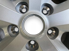 Load image into Gallery viewer, 1x Alufelge 16 Zoll 6.5" 5x114.3 50ET Glanz Silber 403007372R Dacia Duster FEL3441889539uc