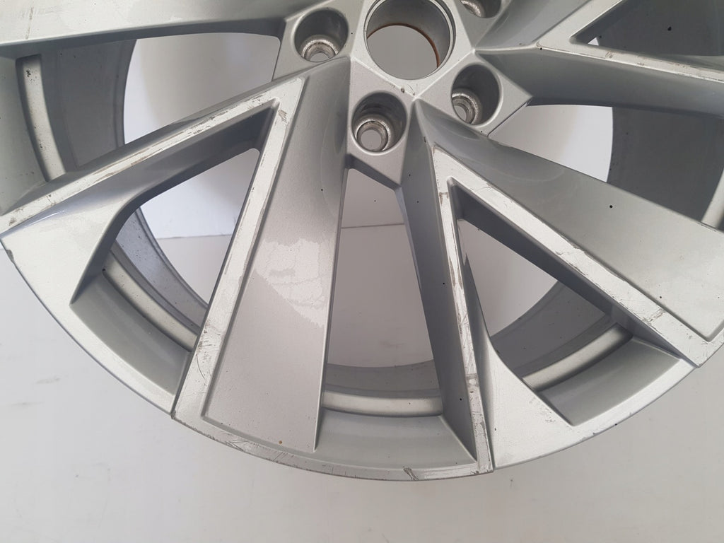 1x Alufelge 20 Zoll 9.0" 5x112 42ET Glanz Silber 5LA601025T Skoda Enyaq FEL4418605418er