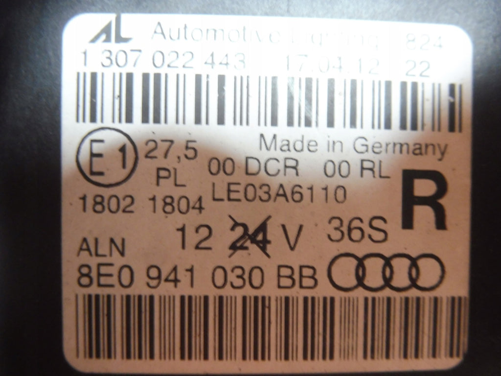 Frontscheinwerfer Audi A4 B6 8E0941030 Xenon Ein Stück (Rechts oder Links)