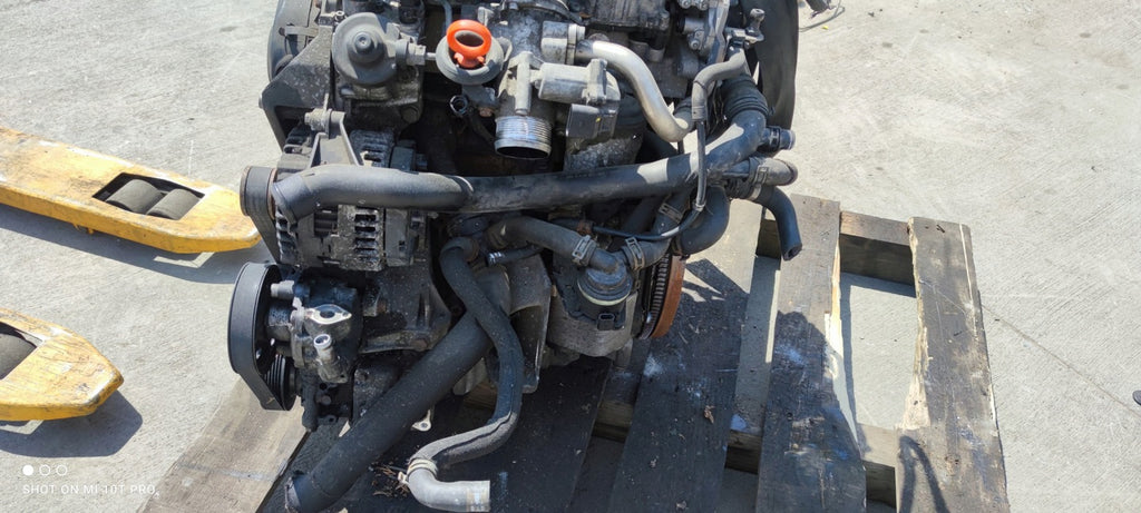 Motor Audi A4 B8 CAGB 2.0 TDI 136PS 100kW Diesel Engine Komplett