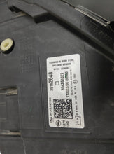 Laden Sie das Bild in den Galerie-Viewer, Frontscheinwerfer Opel Corsa F 39162649 Ein Satz Scheinwerfer Headlight SCH4017757067ry