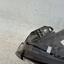 Laden Sie das Bild in den Galerie-Viewer, Frontscheinwerfer Mercedes-Benz Gla A1569061700 Bi-Xenon Rechts oder Links SCH9825214061xy