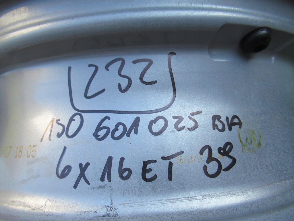 1x Alufelge 16 Zoll 6.0" 4x100 39ET Glanz Silber 1S0601025BA Mg Citigo Up! FEL1341326858xf