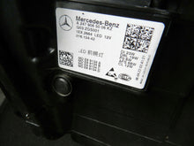 Laden Sie das Bild in den Galerie-Viewer, Frontscheinwerfer Mercedes-Benz Gla H247 A2479065006 LED Rechts Headlight SCH9761326771cq