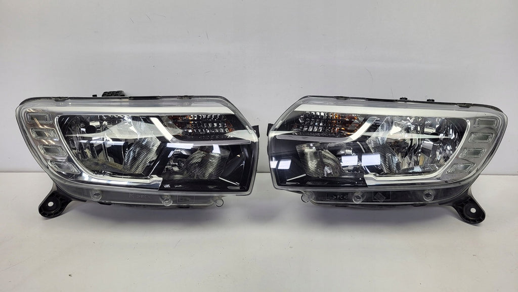Frontscheinwerfer Dacia Logan Sandero II 260103529R Rechts Headlight SCH3230067452jt
