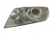 Laden Sie das Bild in den Galerie-Viewer, Frontscheinwerfer Skoda Octavia Links Scheinwerfer Headlight SCH9926546207ke