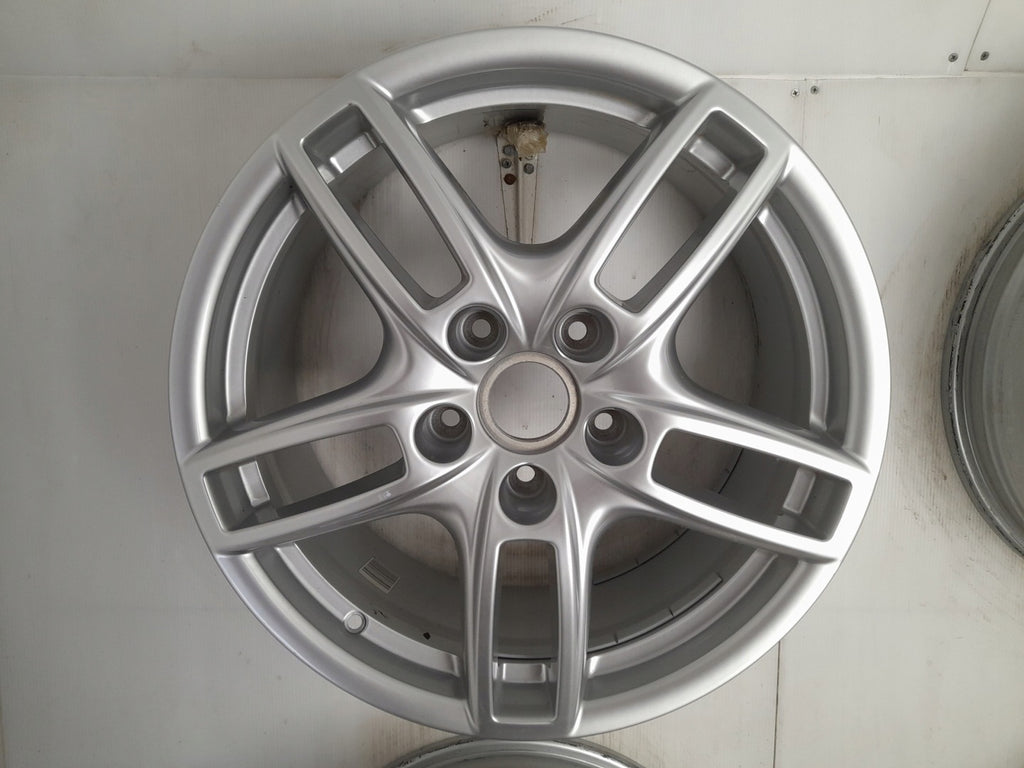 1x Alufelge 19 Zoll 8.5" 5x130 59ET Glanz Silber 7P5601025A Porsche Rim Wheel FEL6826673742mu