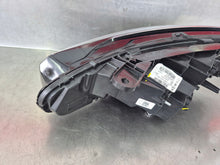 Laden Sie das Bild in den Galerie-Viewer, Frontscheinwerfer Renault Clio I 5 V 260103507R Rechts Scheinwerfer Headlight SCH9201951312op