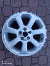 Laden Sie das Bild in den Galerie-Viewer, 1x Alufelge 16 Zoll 6.5&quot; 5x100 1U0601025D Skoda Rim Wheel