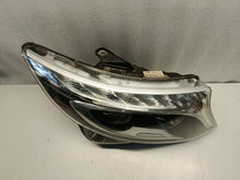 Laden Sie das Bild in den Galerie-Viewer, Frontscheinwerfer Mercedes-Benz Vito W447 A4479061501 Full LED Rechts Headlight SCH3770664569fi