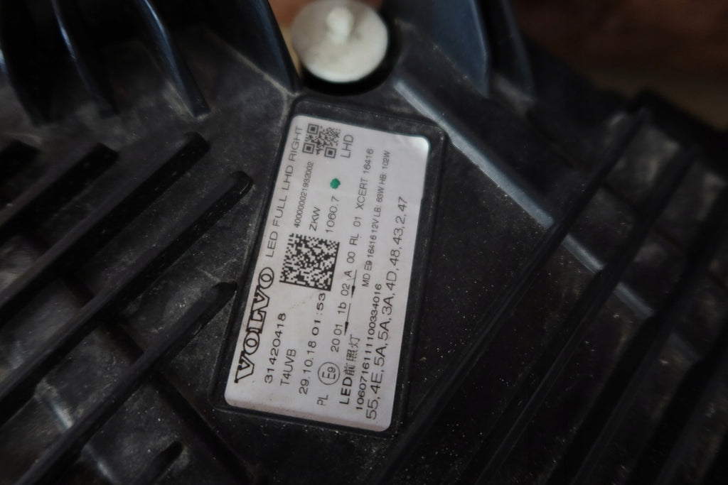 Frontscheinwerfer Volvo Xc60 31420418 LED Rechts Scheinwerfer Headlight SCH3599119385ry