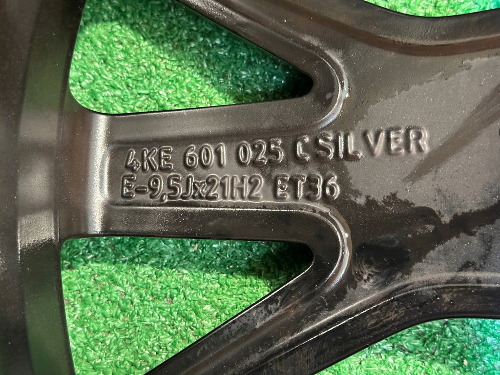 1x Alufelge 21 Zoll 9.5" 5x112 36ET 4KE601025AJ Audi E-Tron Rim Wheel FEL7656403129sd