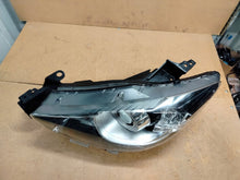 Laden Sie das Bild in den Galerie-Viewer, Frontscheinwerfer Mazda Cx5 Links Scheinwerfer Headlight