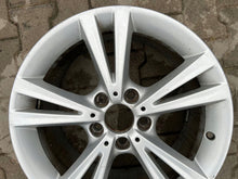 Laden Sie das Bild in den Galerie-Viewer, 1x Alufelge 18 Zoll 6796213 BMW 2 F22 1 F21 F23 F20 Rim Wheel FEL1748012129ev