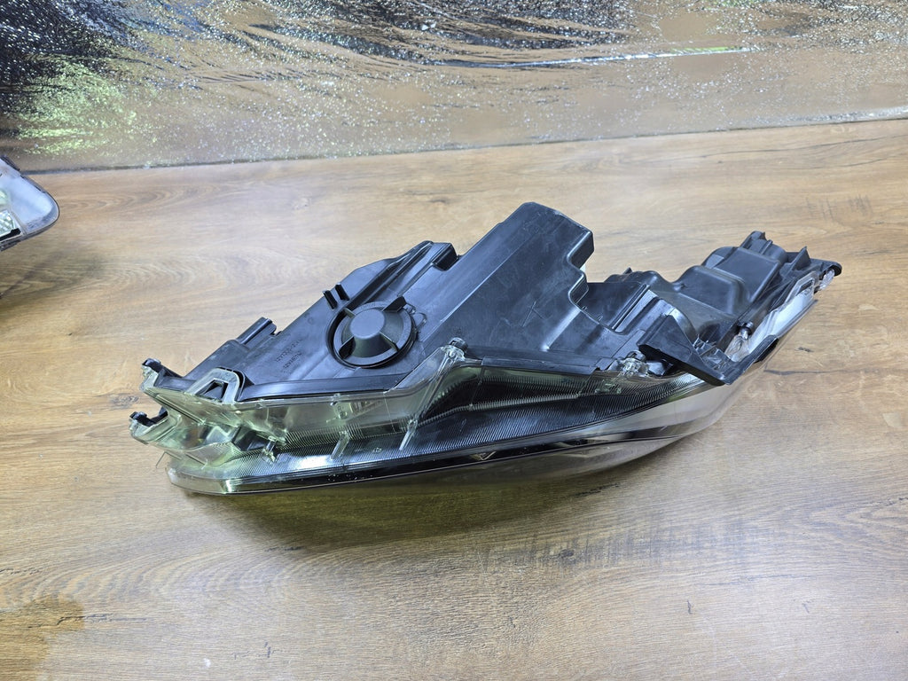 Frontscheinwerfer Toyota 4 Yaris K0-8EU Rechts Scheinwerfer Headlight SCH6900540834kf