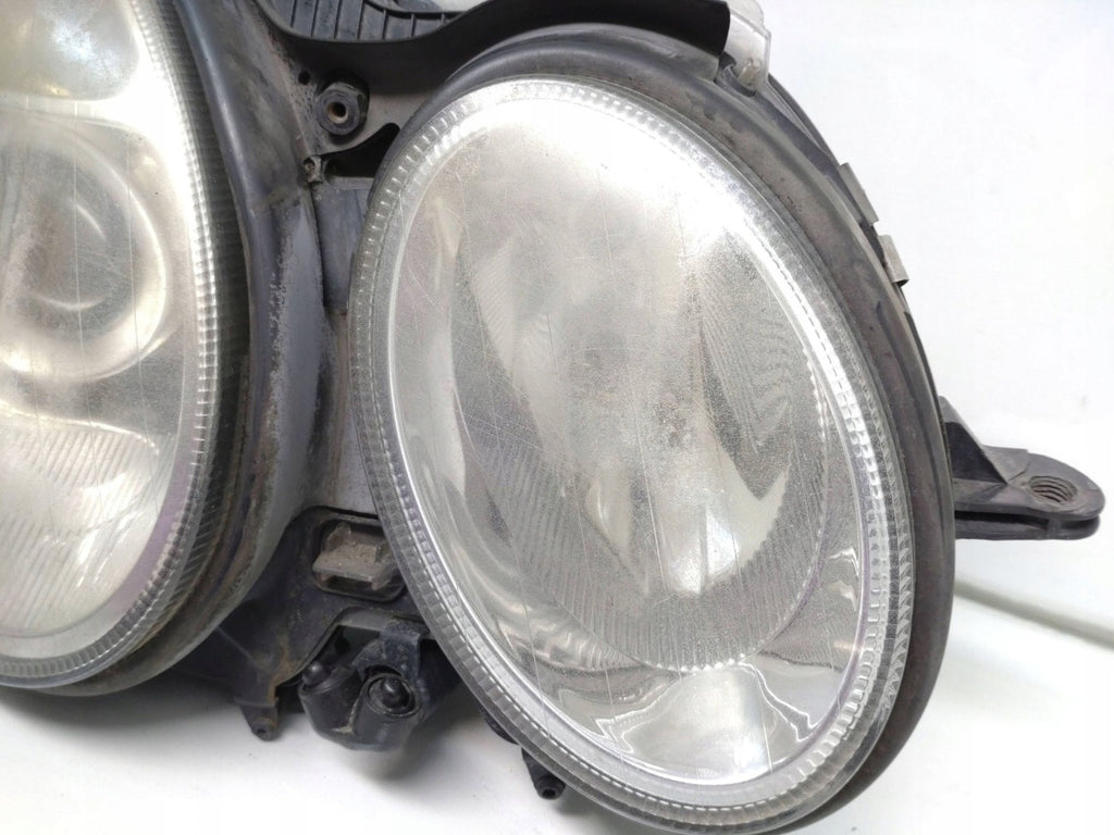 Frontscheinwerfer Mercedes-Benz W211 A0028202426 5DV00876400 Rechts Headlight SCH7882505353oz