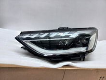 Laden Sie das Bild in den Galerie-Viewer, Frontscheinwerfer Audi A4 8W0941035E Links Scheinwerfer Headlight