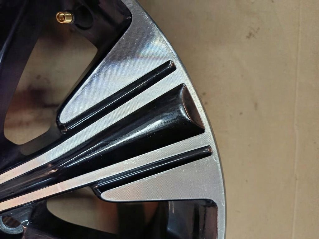 1x Alufelge 18 Zoll 7.0" 5x114.3 KF065 Mitsubishi Eclipse Cross Rim Wheel