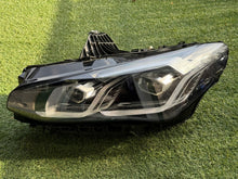 Laden Sie das Bild in den Galerie-Viewer, Frontscheinwerfer BMW 2 Active Tourer U06 5A42247-08 Links Headlight SCH5101805645vt