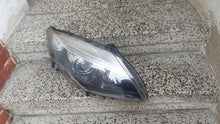 Laden Sie das Bild in den Galerie-Viewer, Frontscheinwerfer Renault Laguna III 260105823R 89905212 Xenon Rechts Headlight