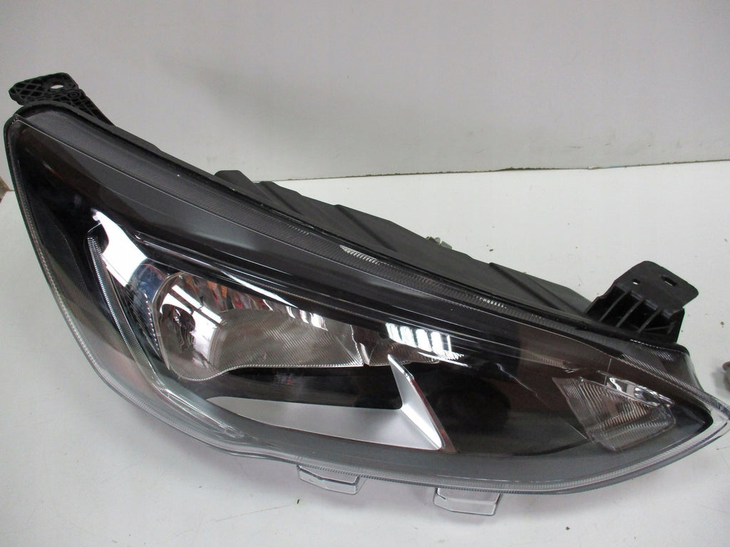 Frontscheinwerfer Ford Focus LED Ein Stück (Rechts oder Links) Headlight SCH4851330661lu