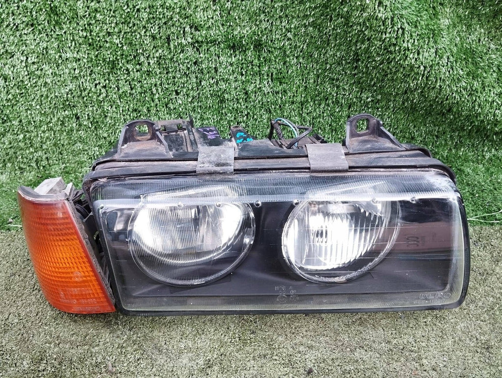 Frontscheinwerfer BMW 3 E36 084441110 4441125R Rechts Scheinwerfer Headlight SCH3803609906mf