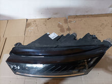 Laden Sie das Bild in den Galerie-Viewer, Frontscheinwerfer Skoda Octavia 5E4941015A LED Links Scheinwerfer Headlight SCH3208775900hn
