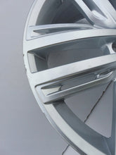 Load image into Gallery viewer, 1x Alufelge 19 Zoll 7.0" 5x112 43ET Glanz Silber 5NN601025AJ VW Tiguan Rim Wheel FEL9536867396na