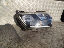 Load image into Gallery viewer, Frontscheinwerfer Dacia Duster 260101133R Rechts Scheinwerfer Headlight SCH7967827416ni